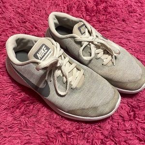 Nike flex running shoes